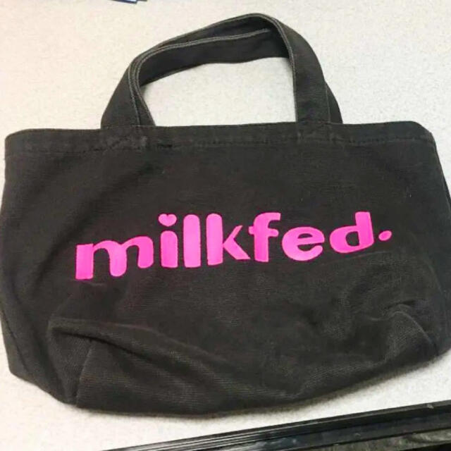 MILKFED.(ミルクフェド)のMILKFED バック　トートバッグ レディースのバッグ(トートバッグ)の商品写真