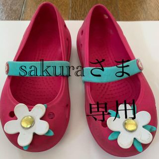 クロックス(crocs)のクロックス　花サンダル(サンダル)