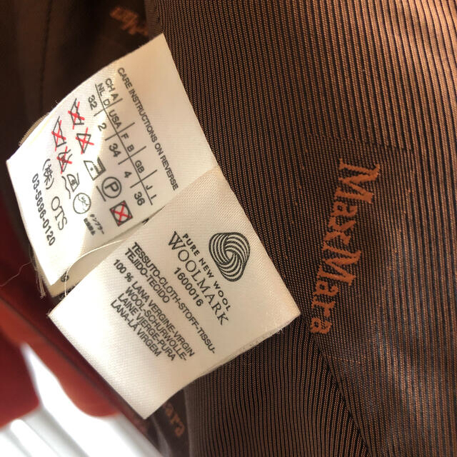 Max Mara(マックスマーラ)の訳ありマックスマーラシックなオレンジジャケットコート レディースのジャケット/アウター(テーラードジャケット)の商品写真