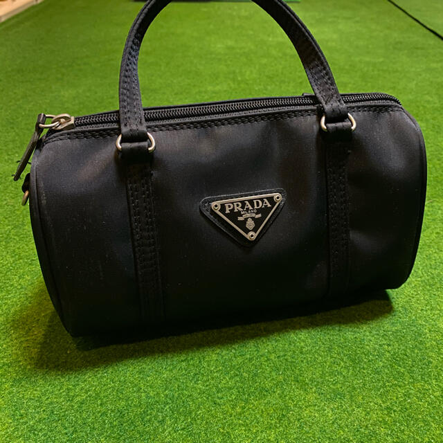 PRADA(プラダ)のポーチ　プラダ レディースのファッション小物(ポーチ)の商品写真