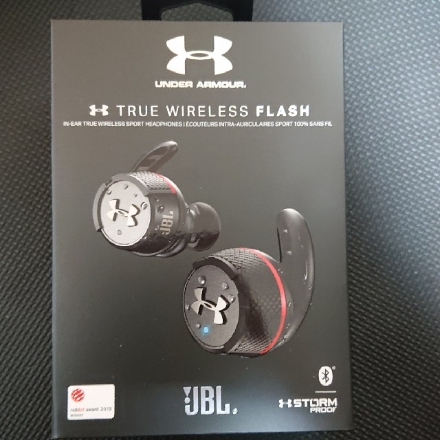 UNDER ARMOUR(アンダーアーマー)のJBL Under Armour True Wireless Flash スマホ/家電/カメラのオーディオ機器(ヘッドフォン/イヤフォン)の商品写真