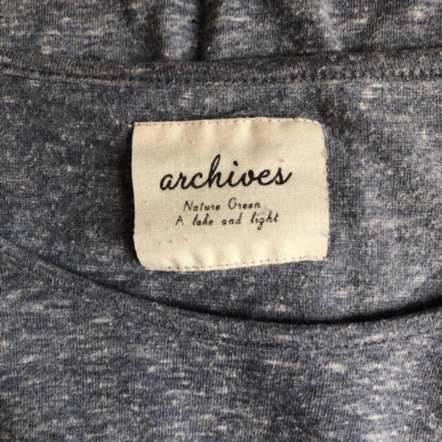 archives(アルシーヴ)のアルシーヴ　Tシャツ　 レディースのトップス(Tシャツ(半袖/袖なし))の商品写真