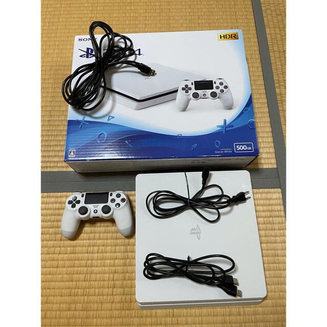 むーちゃん♡様専用　PlayStation4 本体 CUH-2200AB02のサムネイル