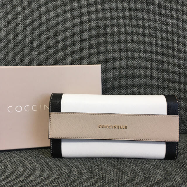 豊富なギフト 【新品】COCCINELLE(コチネレ)革財布 財布