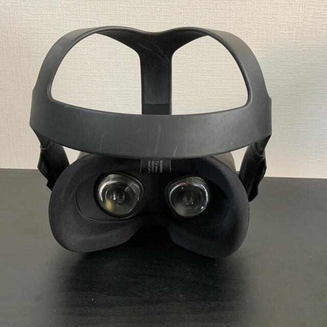 oculus quest 64GB エンタメ/ホビーのゲームソフト/ゲーム機本体(家庭用ゲーム機本体)の商品写真