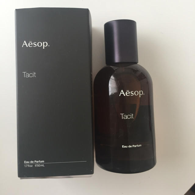 AESOP 香水 コスメ/美容の香水(ユニセックス)の商品写真