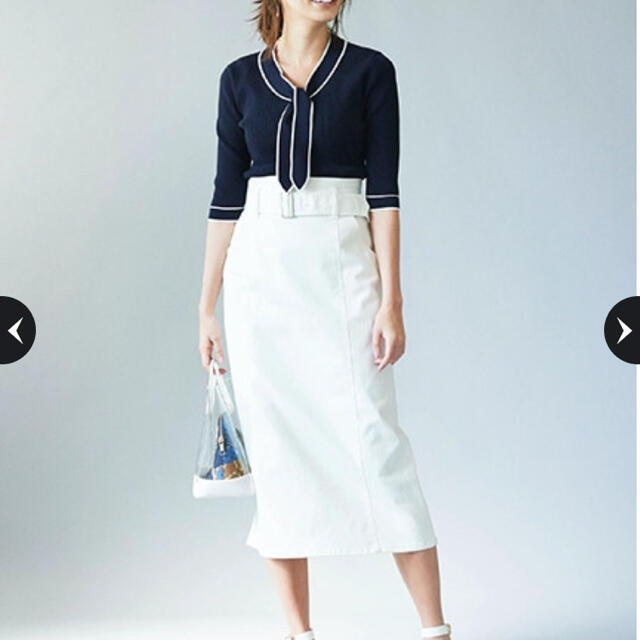 JUSGLITTY(ジャスグリッティー)のジャスグリッティの白デニムスカート レディースのスカート(ロングスカート)の商品写真