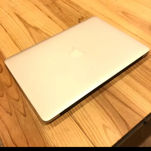 MacBook air 13インチ early2015＋純正充電器