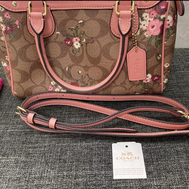 COACH(コーチ)のCOACHコーチ♡ショルダーバッグ レディースのバッグ(ショルダーバッグ)の商品写真