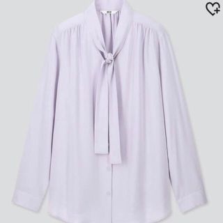 ユニクロ(UNIQLO)のユニクロ　レーヨンボウタイブラウス　未使用美品！XS(シャツ/ブラウス(半袖/袖なし))