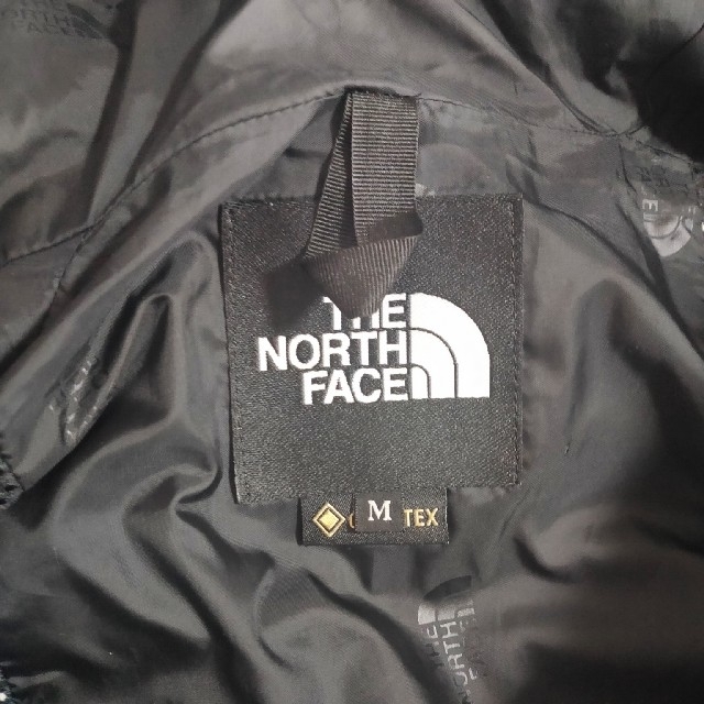 THE NORTH FACE(ザノースフェイス)のTHE NORTH FACE　マウンテンライトジャケット メンズのジャケット/アウター(マウンテンパーカー)の商品写真