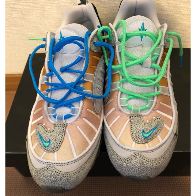 NIKE(ナイキ)のNIKE  airmax 98 nyc 26.5cm メンズの靴/シューズ(スニーカー)の商品写真