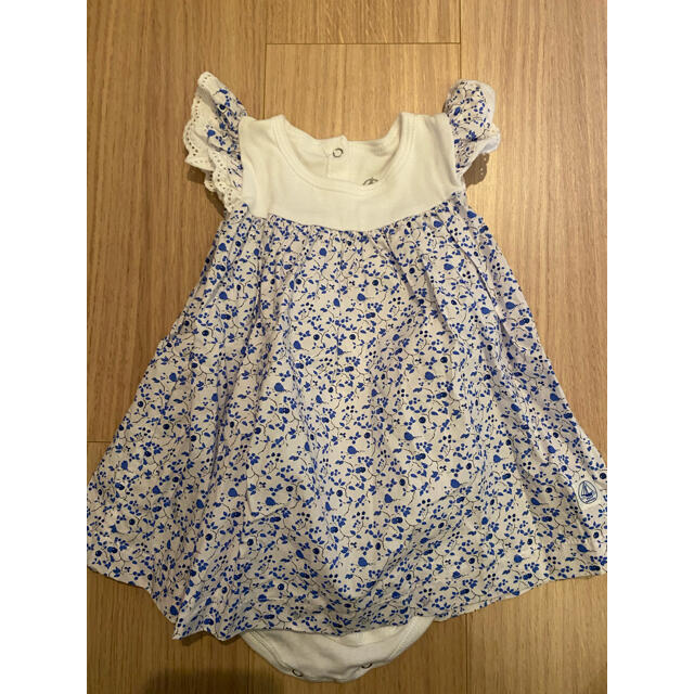 PETIT BATEAU(プチバトー)の専用 キッズ/ベビー/マタニティのベビー服(~85cm)(ロンパース)の商品写真