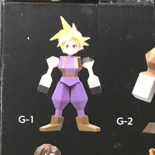 ff7  リメイク発売記念くじg賞クラウド(ゲームキャラクター)