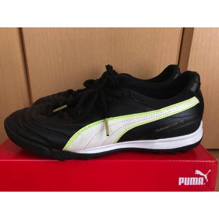 プーマ(PUMA)の【美品】PUMA☆フットサル用シューズ(シューズ)