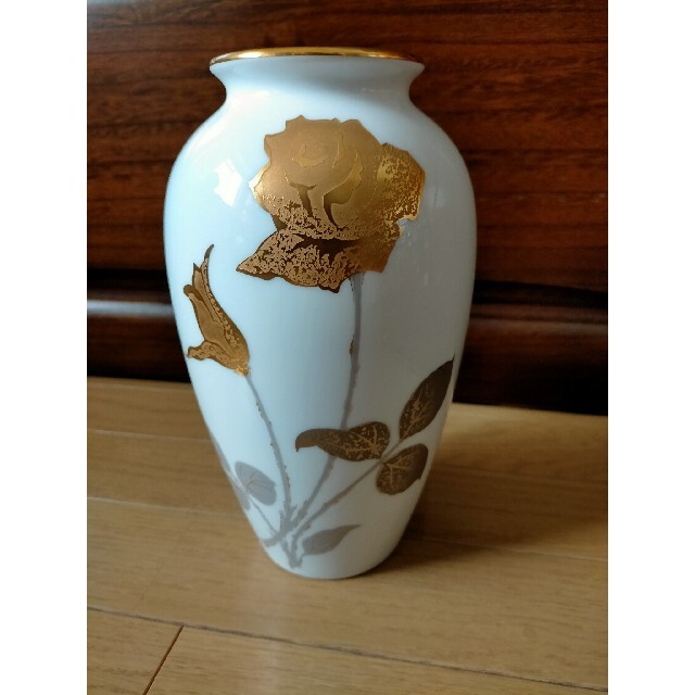 【未使用に近い】大倉陶園 OKURA オークラ 染付 四君子 八角 花瓶 花器