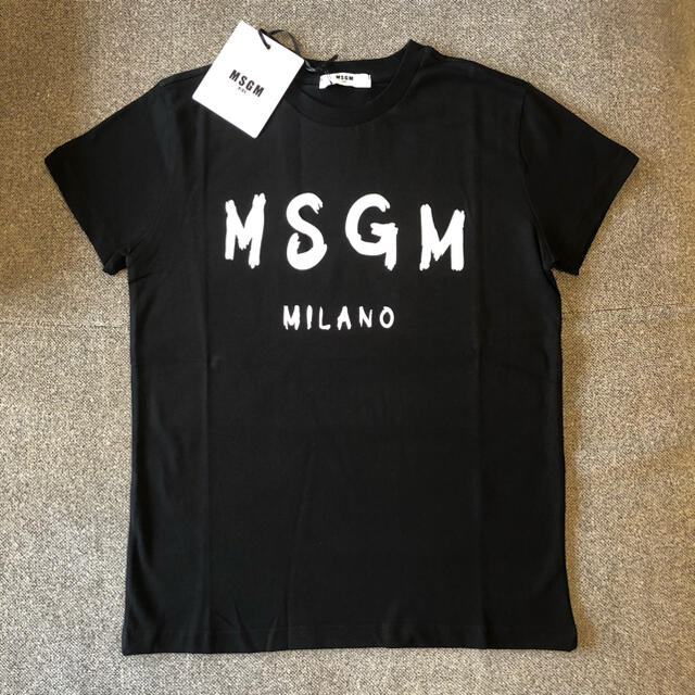 MSGM(エムエスジイエム)の新品☆MSGM キッズTシャツ 10Y キッズ/ベビー/マタニティのキッズ服男の子用(90cm~)(Tシャツ/カットソー)の商品写真