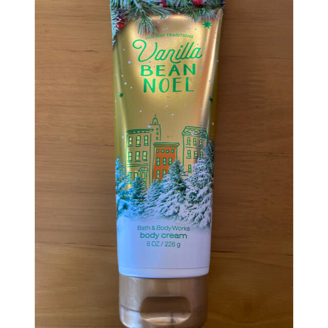 Bath & Body Works(バスアンドボディーワークス)のBath&Body Warks ボディクリーム　226g コスメ/美容のボディケア(ボディクリーム)の商品写真