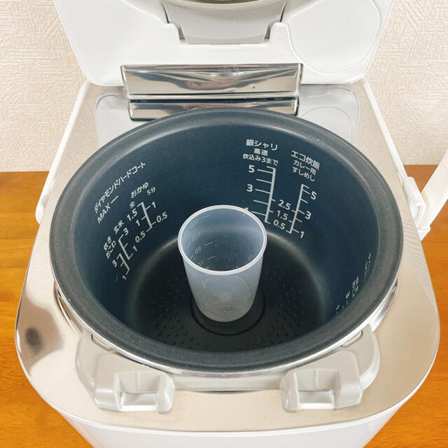 Panasonic パナソニック炊飯器Wおどり炊き Panasonic SR-PW109-W の通販 by かえで's shop｜パナソニック ならラクマ