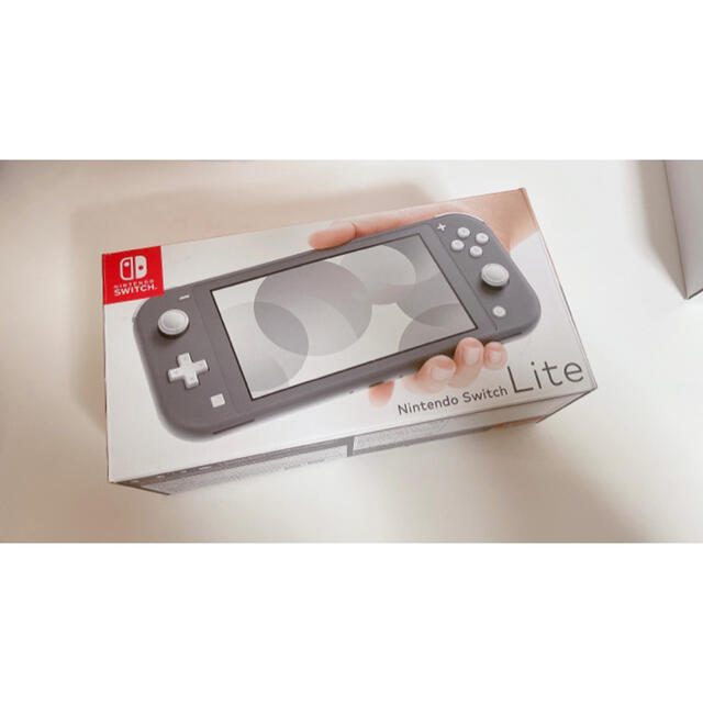 Nintendo Switch(ニンテンドースイッチ)のNintendo Switch Liteグレー エンタメ/ホビーのゲームソフト/ゲーム機本体(家庭用ゲーム機本体)の商品写真