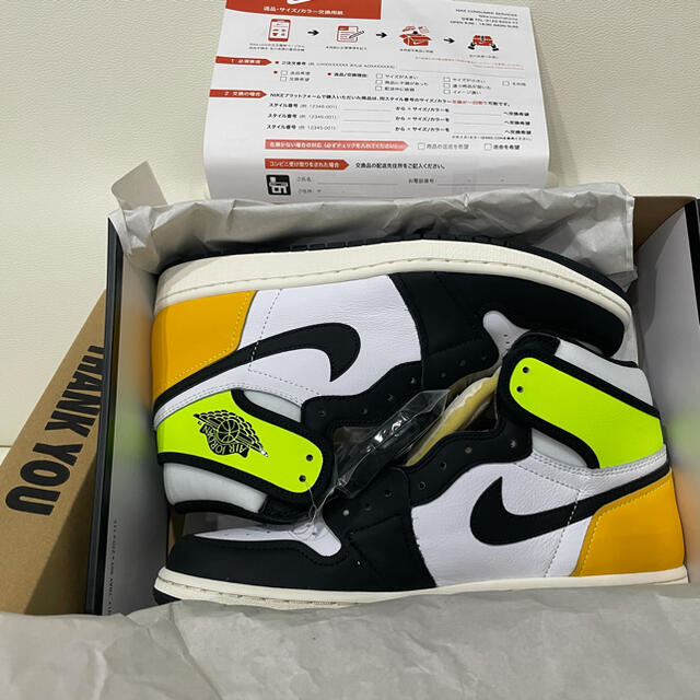 NIKE(ナイキ)のNIKE AIR JORDAN 1 HIGH OG "VOLT GOLD"  メンズの靴/シューズ(スニーカー)の商品写真