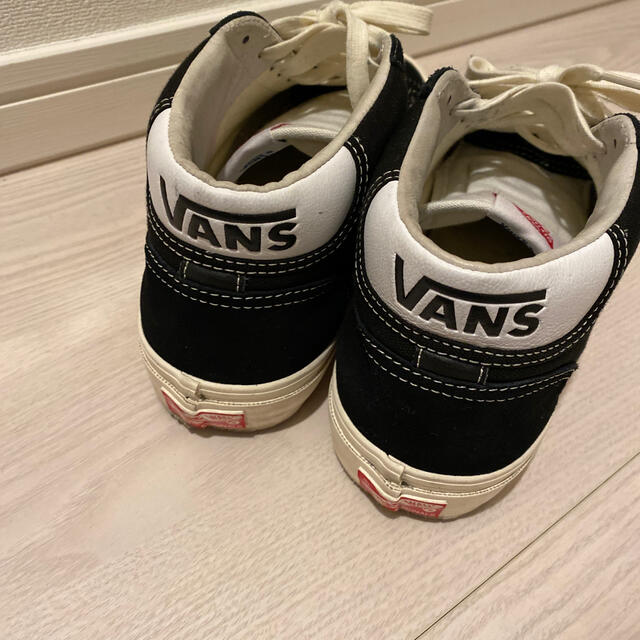 VANS(ヴァンズ)のVANS ミドルカットスニーカー メンズの靴/シューズ(スニーカー)の商品写真