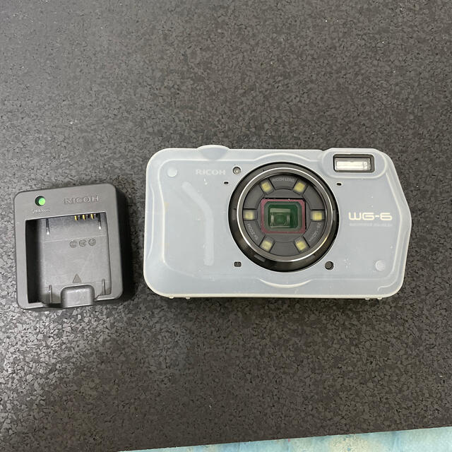 RICOH デジカメ WG-6(ブラック)シリコンケース付き RICOH デジカメ WG-6(ブラック)シリコンケース付き