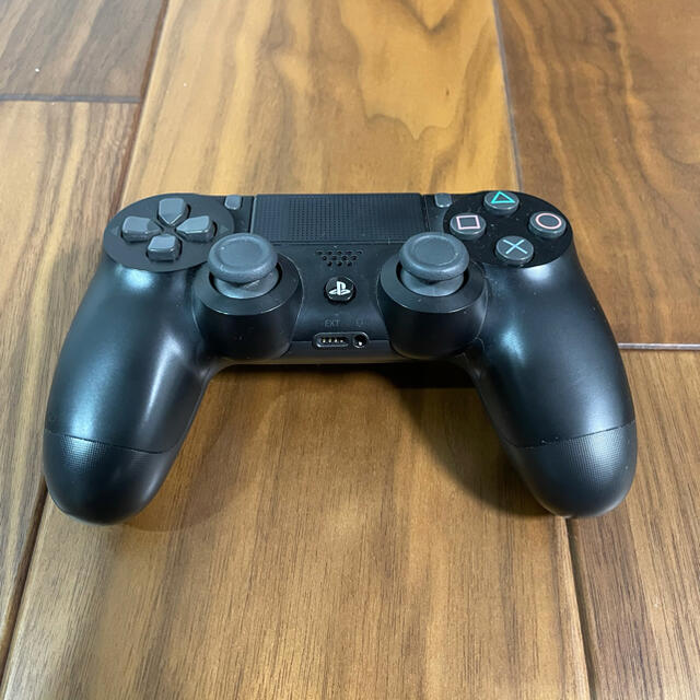 PlayStation4(プレイステーション4)の純正品 PS4コントローラー DUALSHOCK4 デュアルショック4 エンタメ/ホビーのゲームソフト/ゲーム機本体(家庭用ゲーム機本体)の商品写真