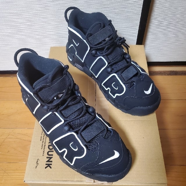 NIKE　モアテン27.5cm