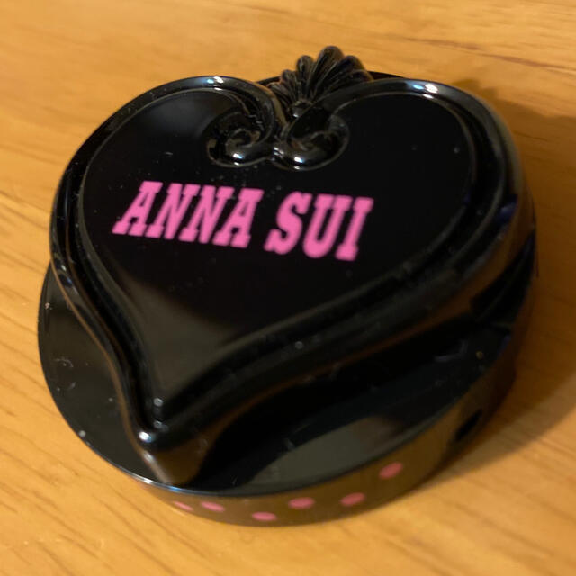 ANNA SUI(アナスイ)のアナスイ　スイ　ブラック　アイカラー　305 コスメ/美容のベースメイク/化粧品(アイシャドウ)の商品写真