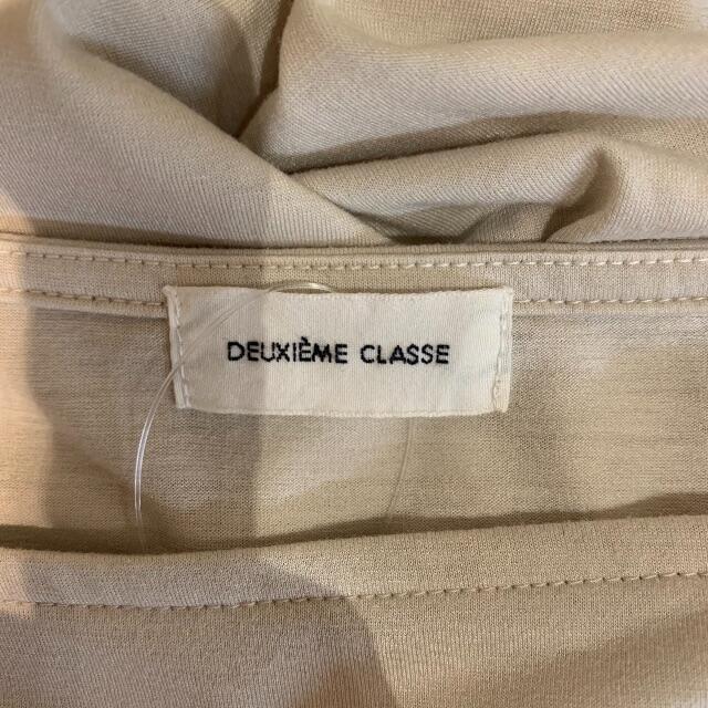 DEUXIEME CLASSE(ドゥーズィエムクラス)のDEUXIEME CLASSE 変形スリーブカットソー レディースのトップス(カットソー(半袖/袖なし))の商品写真