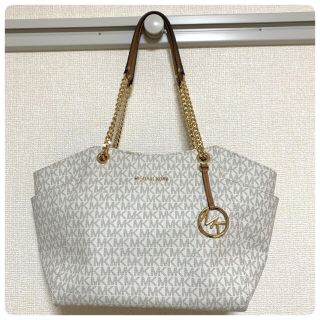 マイケルコース(Michael Kors)のマイケルコース　トートバッグ ハンドバッグ　超美品♡ チェーン　通勤バック(ハンドバッグ)