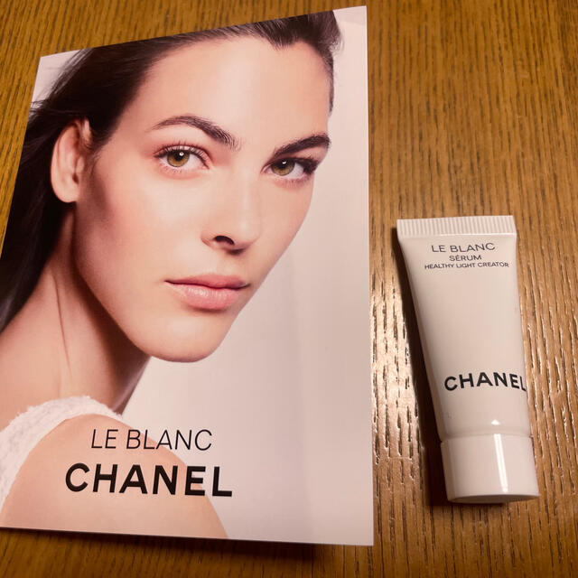 CHANEL(シャネル)の【新品未使用】シャネル ル ブラン セラム HLCS(5ml サンプル) コスメ/美容のスキンケア/基礎化粧品(美容液)の商品写真