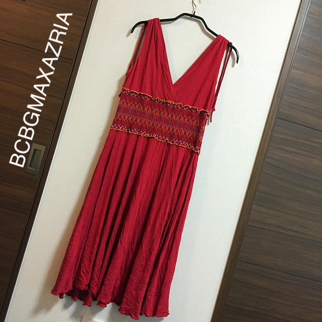 BCBGMAXAZRIA(ビーシービージーマックスアズリア)のBCBGMAXAZRIA⭐︎リゾートワンピース レディースのワンピース(ひざ丈ワンピース)の商品写真