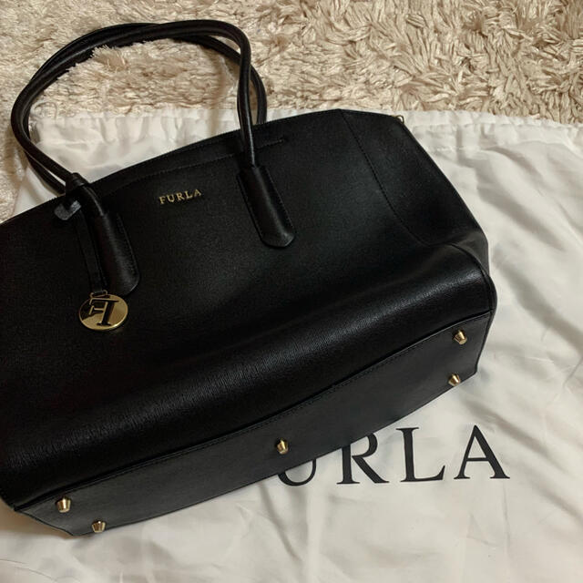 Furla(フルラ)のほぼ未使用、美品☆フルラ FURLA トートバッグ ハンドバッグ レディースのバッグ(トートバッグ)の商品写真