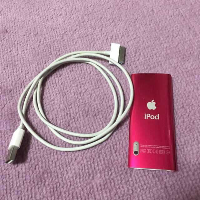 Apple(アップル)のiPod 第5世代 8GB スマホ/家電/カメラのオーディオ機器(ポータブルプレーヤー)の商品写真