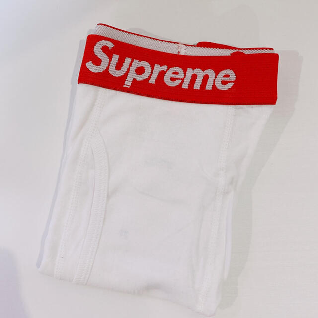 Supreme(シュプリーム)の【新品】supremeボクサーパンツ白Sサイズ1枚 メンズのアンダーウェア(ボクサーパンツ)の商品写真