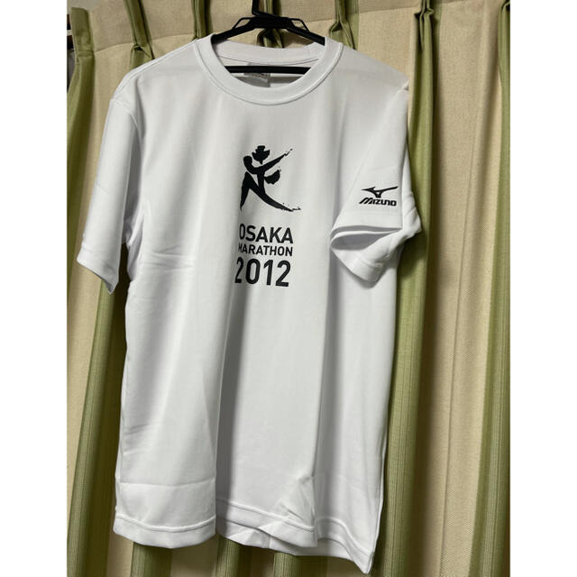 MIZUNO(ミズノ)の未使用　ミズノLサイズ　Tシャツ　大阪マラソン2012 メンズのトップス(Tシャツ/カットソー(半袖/袖なし))の商品写真