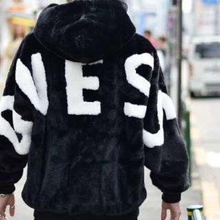 値下げ　GUESS アウター　ブルゾン　フリーサイズ