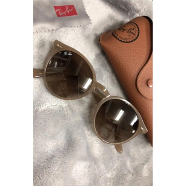 Ray-Ban(レイバン)のさとみ様専用‼️Ray-Ban  レイバン サングラス 丸メガネ レディースのファッション小物(サングラス/メガネ)の商品写真