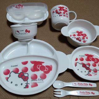 コンビ キティ 離乳食器セットの通販 8点 | combiのキッズ/ベビー コンビ キティ 離乳食器セットの通販 8点 | combiのキッズ/ベビー