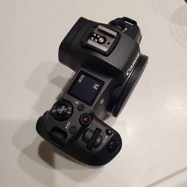 Canon EOS R 中古品 ボディと本体 Canon EOS R 中古品 ボディと本体