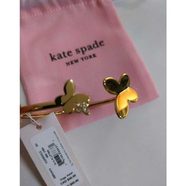 kate spade new york(ケイトスペードニューヨーク)の【新品】kate spade  ケイトスペード バングル ブレスレット 蝶わ レディースのアクセサリー(ブレスレット/バングル)の商品写真