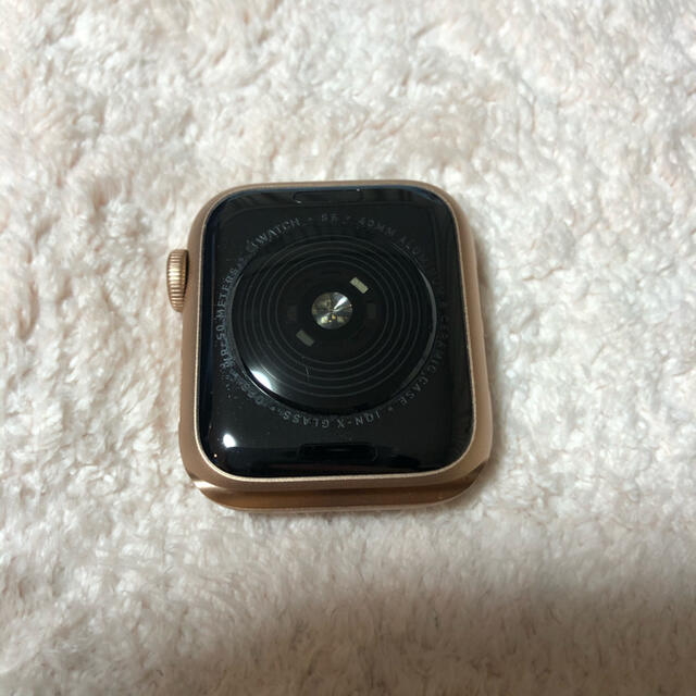 Apple Watch SE 【40mm / GPSモデル】3種類バンド付き