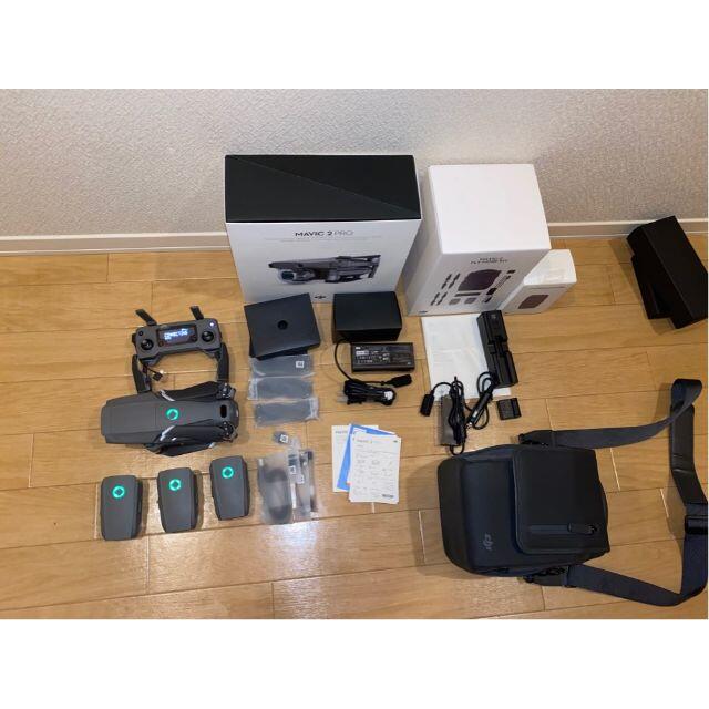 DJI Mavic 2 Pro + Fly more Kit + バッテリー1個 エンタメ/ホビーのおもちゃ/ぬいぐるみ(ホビーラジコン)の商品写真