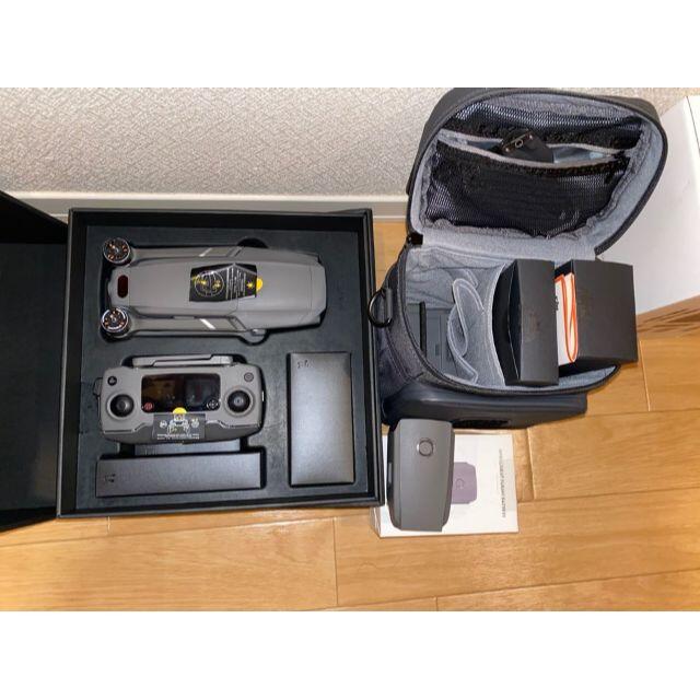 DJI Mavic 2 Pro + Fly more Kit + バッテリー1個 エンタメ/ホビーのおもちゃ/ぬいぐるみ(ホビーラジコン)の商品写真