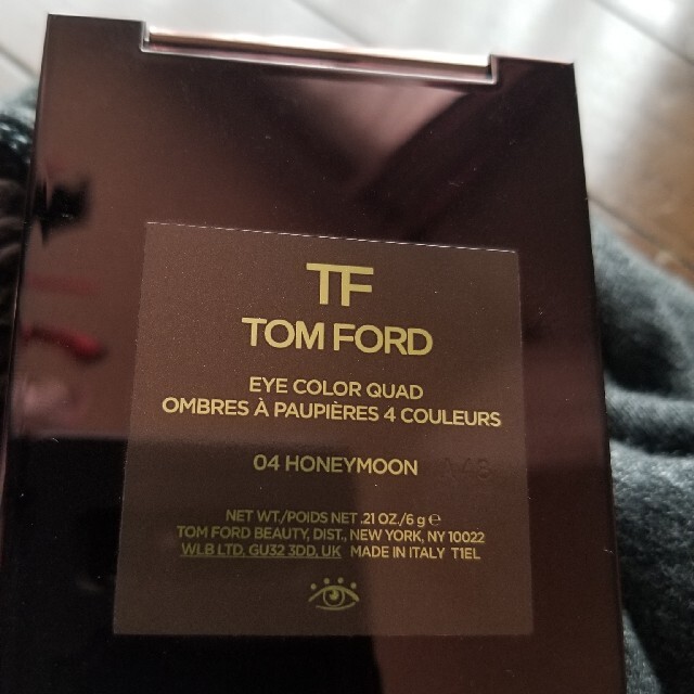 TOM FORD(トムフォード)のトムフォードアイシャドウ　04ハネムーン コスメ/美容のベースメイク/化粧品(アイシャドウ)の商品写真