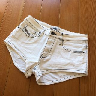 ディーゼル(DIESEL)の【美品】ディーゼル パンツ(ショートパンツ)