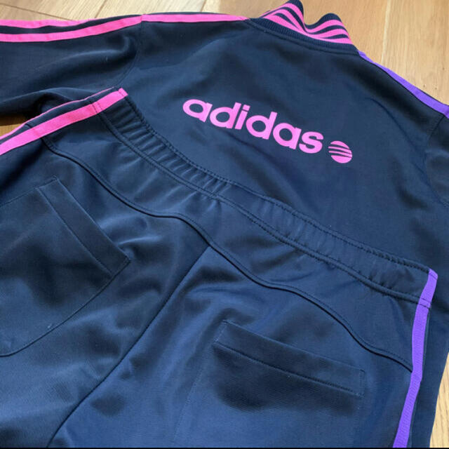 adidas(アディダス)のアディダス　ジャージ上下セット レディースのルームウェア/パジャマ(その他)の商品写真