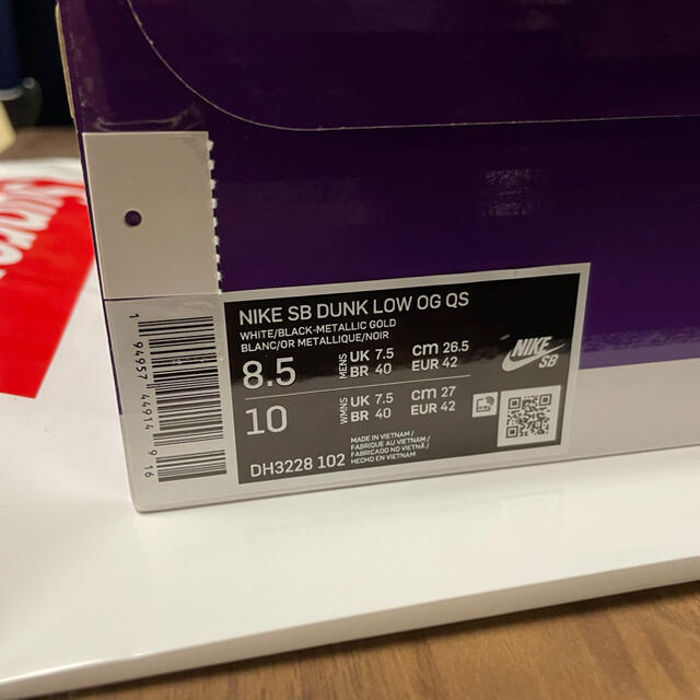 Supreme(シュプリーム)の代官山店購入国内正規品　Supreme NIKE  dunk Low ブラック メンズの靴/シューズ(スニーカー)の商品写真